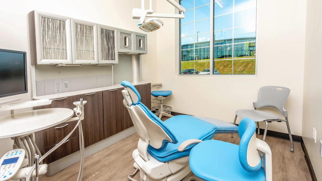 AZURE LIKE IT: The operatory furniture nicely mirrors the brilliant blue sky outside. 
