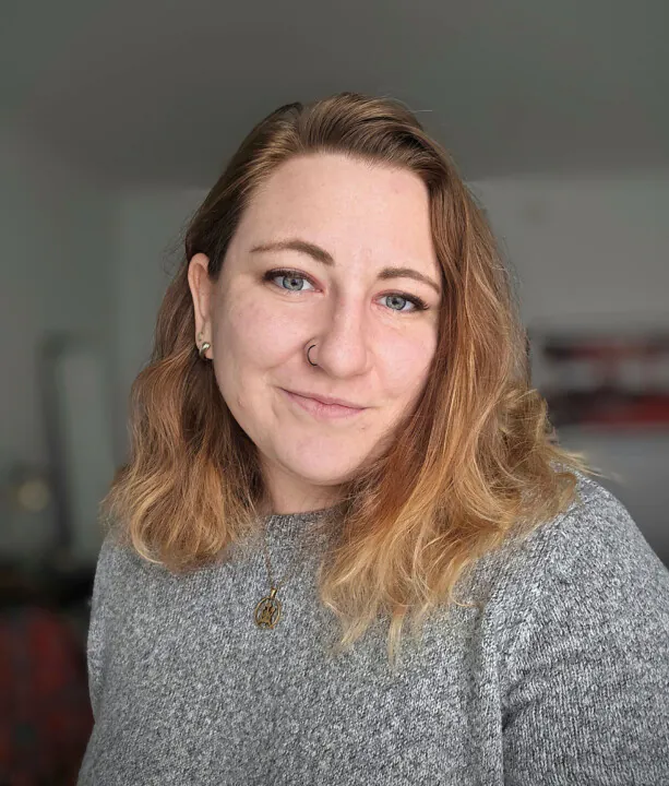 AllisonSimenkiewicz_Headshot_